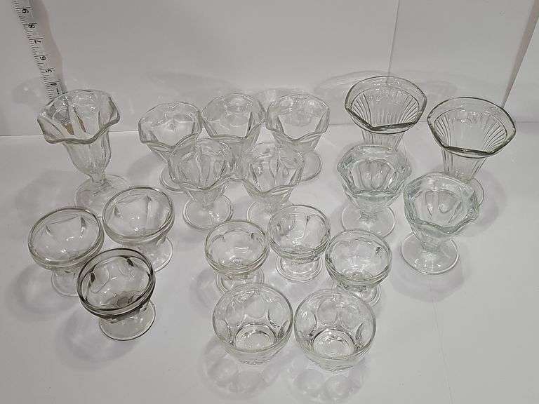 Sherbet & ice cream glasses (clear glass)