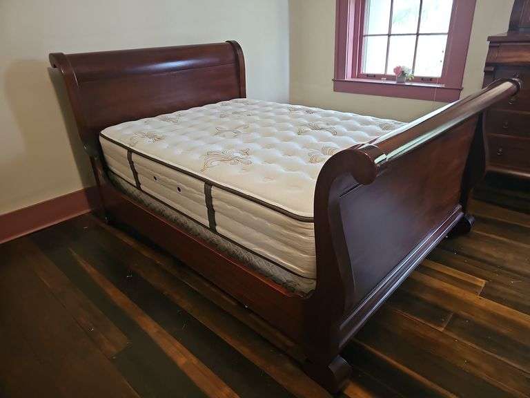 Full Size Mahogany Sleigh Bed