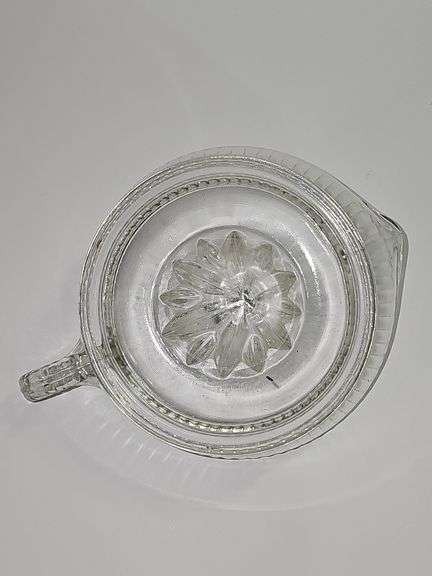 Vintage Clear Glass Orange Citrus Fruit Juicer
