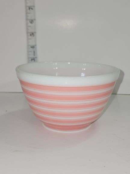 Vintage PYREX "Rainbow Stripes" mixing bowl in pink.