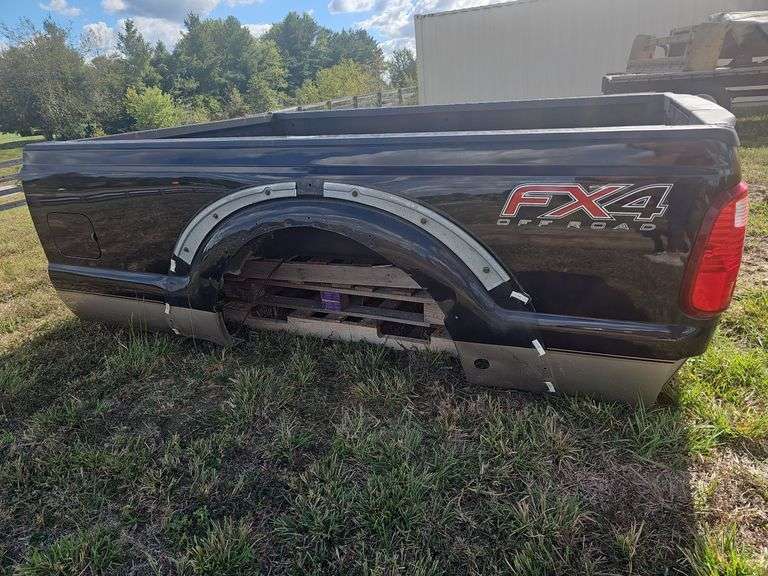 F350 Dually Bed
