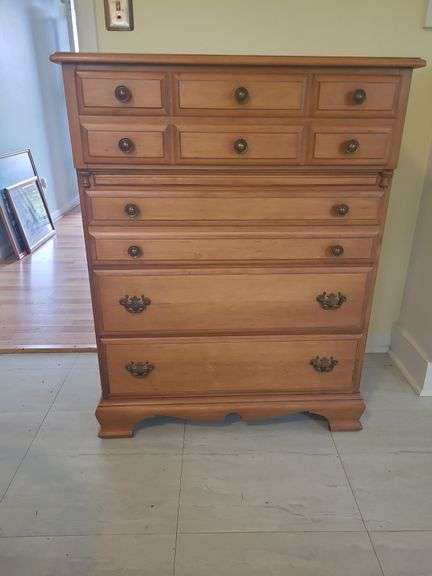 Crawford Furniture Co 4 Drawer Chest of Drawer