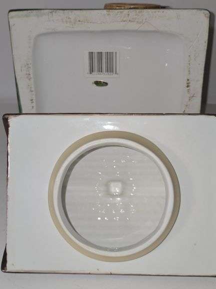 Coca-Cola barn-shaped ceramic cookie jar.