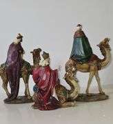 3 Wiseman nativity set