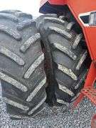 1086 International Cab Tractor