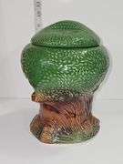 1981 vintage Keebler Elf Treehouse cookie jar.