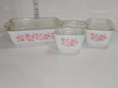 Vintage PYREX Pink Gooseberry refrigerator dish set.