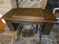 Vintage Singer Sewing Machine with Treadle