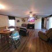 9490 Lebanon Rd. Parksville