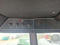 1086 International Cab Tractor