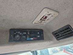 M6800 Kubota Cab Tractor with Loader