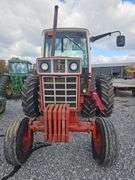 1086 International Cab Tractor