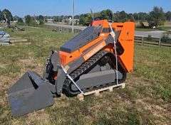 Hurricane Mini Skid Steer Loader