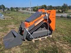 Hurricane Mini Skid Steer Loader