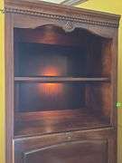 Lighted Hutch