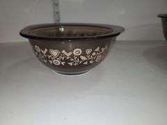 Vintage PYREX Festive Harvest mixing bowl