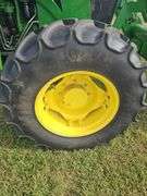 John Deere 6105E Cab Tractor with H260 Loader