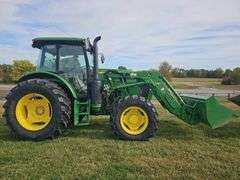 John Deere 6105E Cab Tractor with H260 Loader