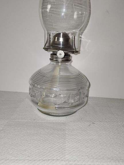 Oil lamp beehive blocks design and clear glass chimney