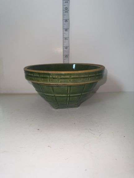 Green crock bowl