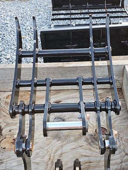 Mini Excavator Grapple Attach