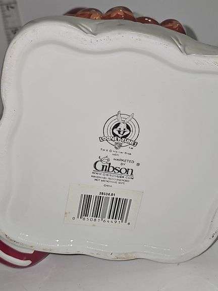 Taz Tasmanian Devil Batter Up Cookie Jar by Gibson