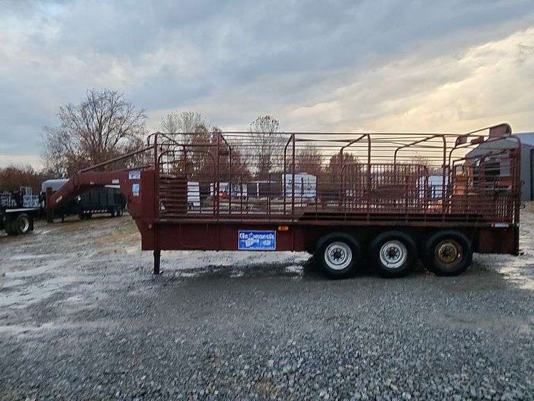 95' Gooseneck Cattle Trailer