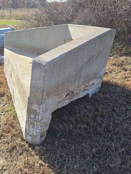 Double Concrete Headwall