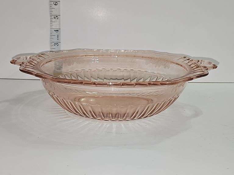 Vintage pink depression glass bowl