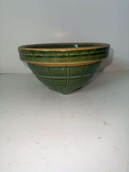Green crock bowl