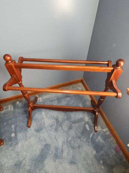 Handmade multicolored quilt & cherry quilt stand