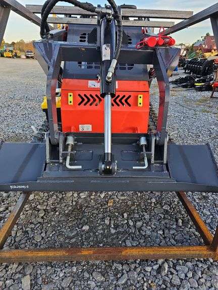 ZJG Mini Skid Steer Track Loader