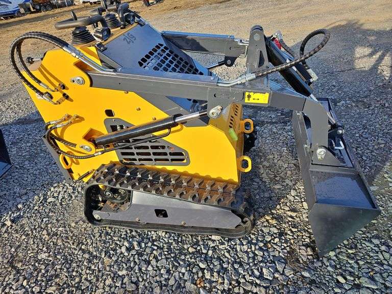 ZJG Mini Skid Steer Track Loader