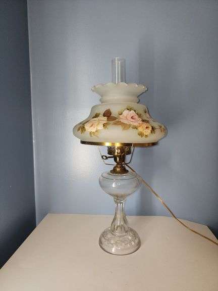 Electric conversion Oil lamp with frosted hand painted lampshade