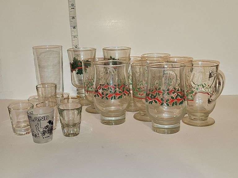 Christmas mugs & other misc glassware
