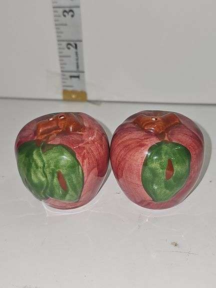 Vintage Franciscan "Apple" pattern butter dish & unnamed salt and pepper shakers, and napkin holder.