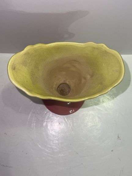 Vintage Hull Pottery Woodland vase.