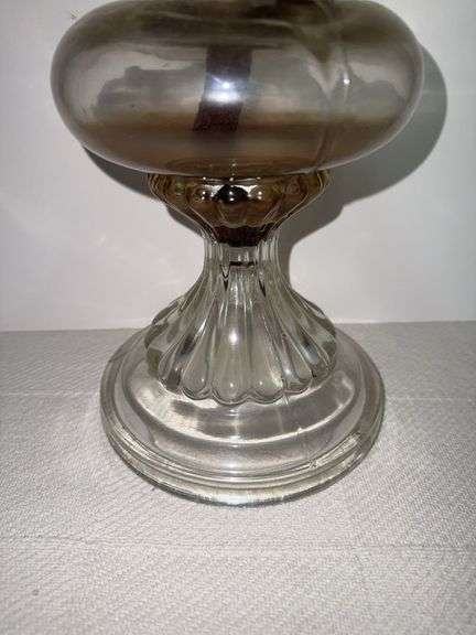 Clear glass oil lamp with clear glass chimney