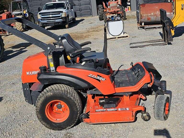 Kubota ZD326 Zero Turn Mower
