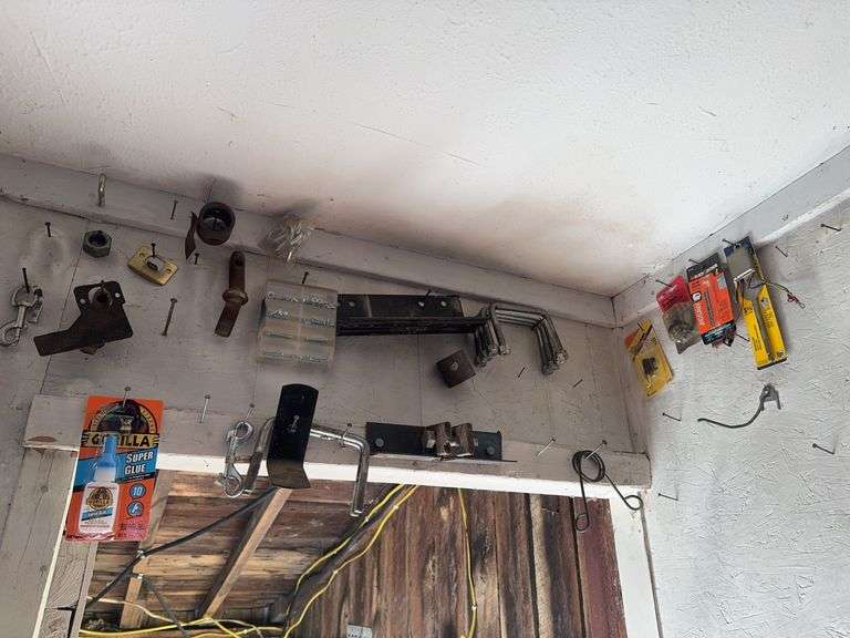 Misc Hardware & Tools - Baker Auctions & Real Estate, LLC