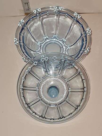 "Oyster Pearl" covered candy dish