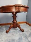 Pedistal side table with claw feet