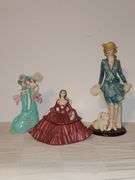 3 figurines