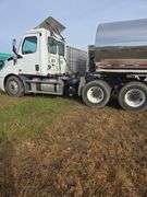 2019 Freightliner Day Cab