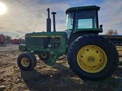 John Deere 4555 Cab Tractor