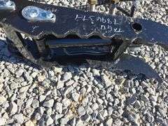 Hydraulic Thumb Clamp Attachment