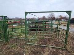 Powder River Turn Table With A 16ft Shute