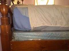 Cherry full size bed & bedding