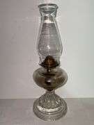 Clear glass oil lamp with clear glass chimney