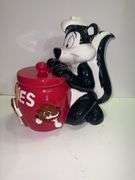 Vintage Warner Bros. Pepe Le Pew Cookie Jar